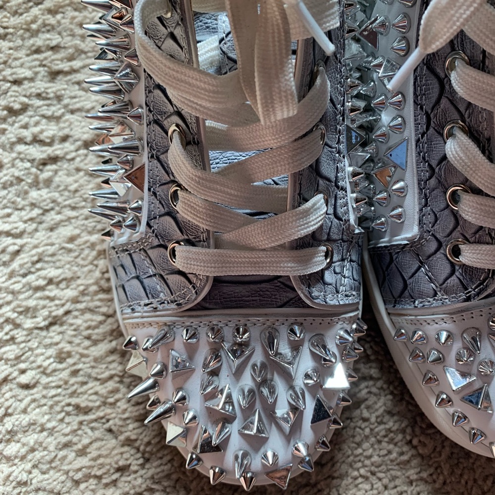 Men’s Christian Louboutin mid top sneakers